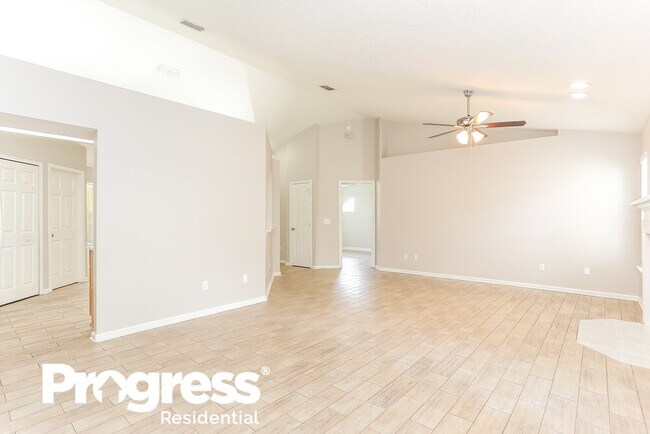 Foto del edificio - 4408 Jiggermast Ave