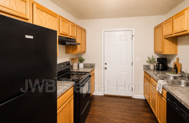 Building Photo - 7819 Galveston Ave