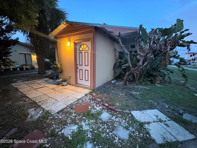 Foto del edificio - 2910 Riverview Dr