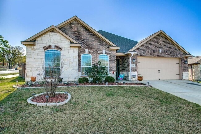 Building Photo - 2401 Fall Leaf Ct