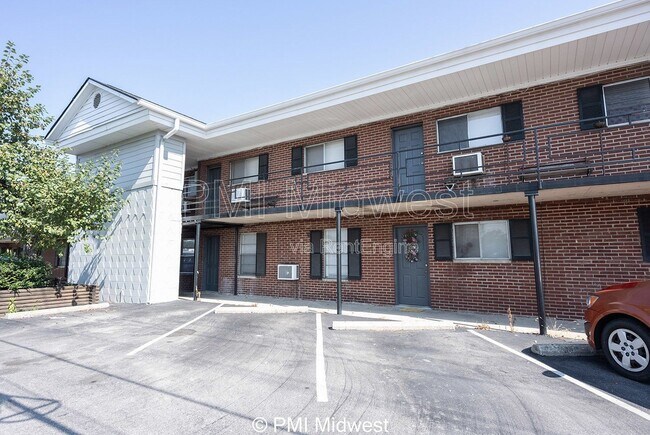 Foto del edificio - 7046 US-36