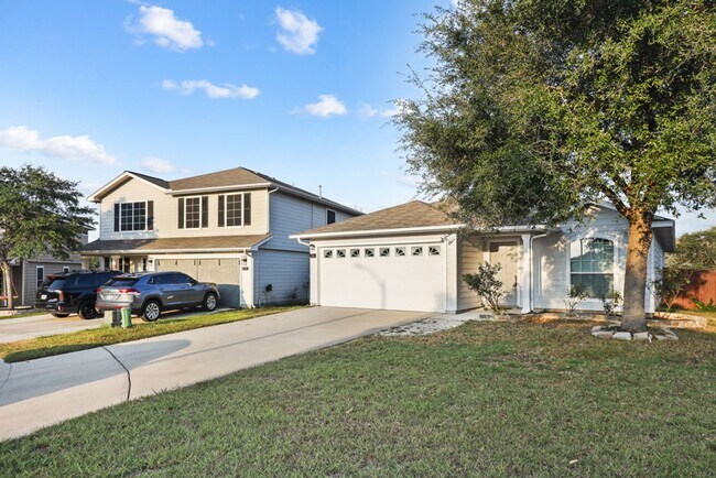 Foto del edificio - Well-Maintained 3-Bedroom Home – Ideal for Students & Professionals!