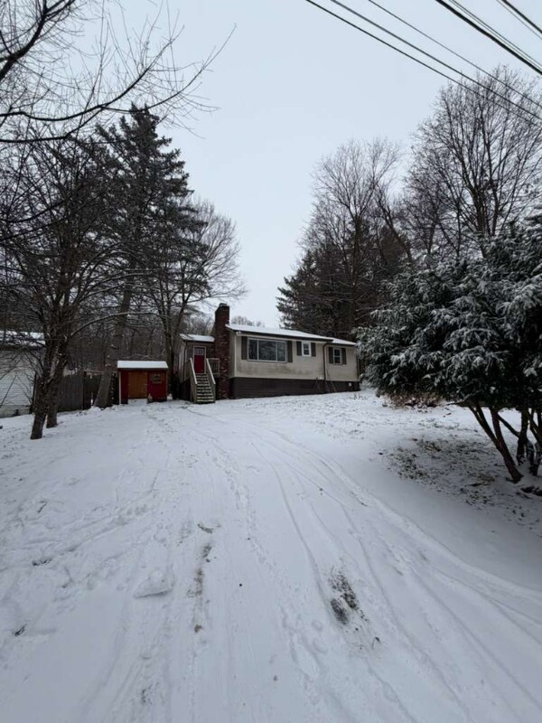 Foto del edificio - 25 Laurel Trail