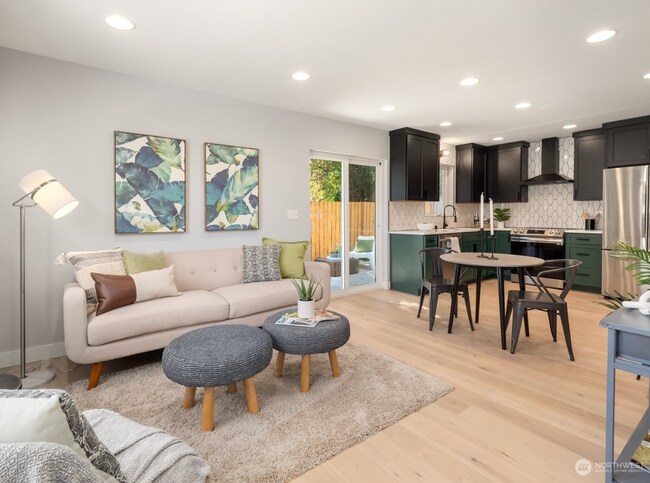 Foto del edificio - 8351 17th Ave NW