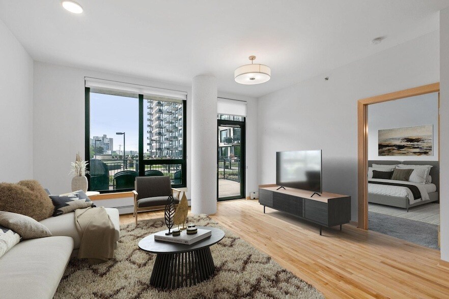 Primary Photo - 1240 S 2nd St