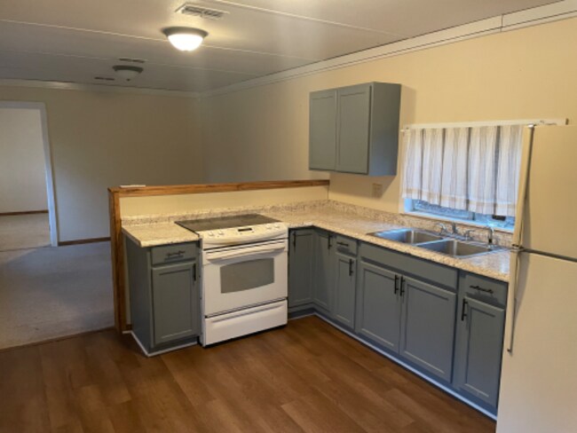 Foto del edificio - 1464 Hurricane Creek Rd