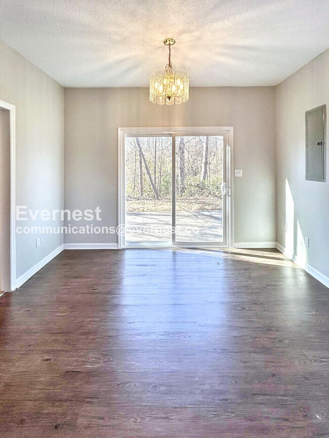 Foto del edificio - 4350 Wakeman Dr