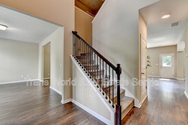 Foto del edificio - 707 Sand Ln SE