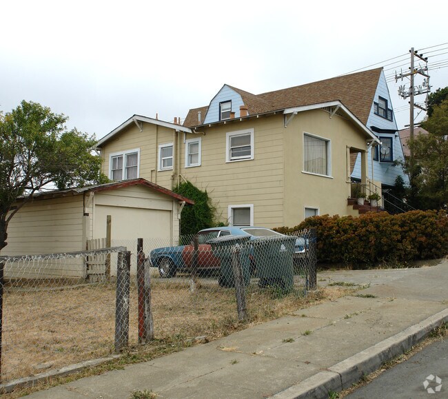 Building Photo - 311-315 El Dorado