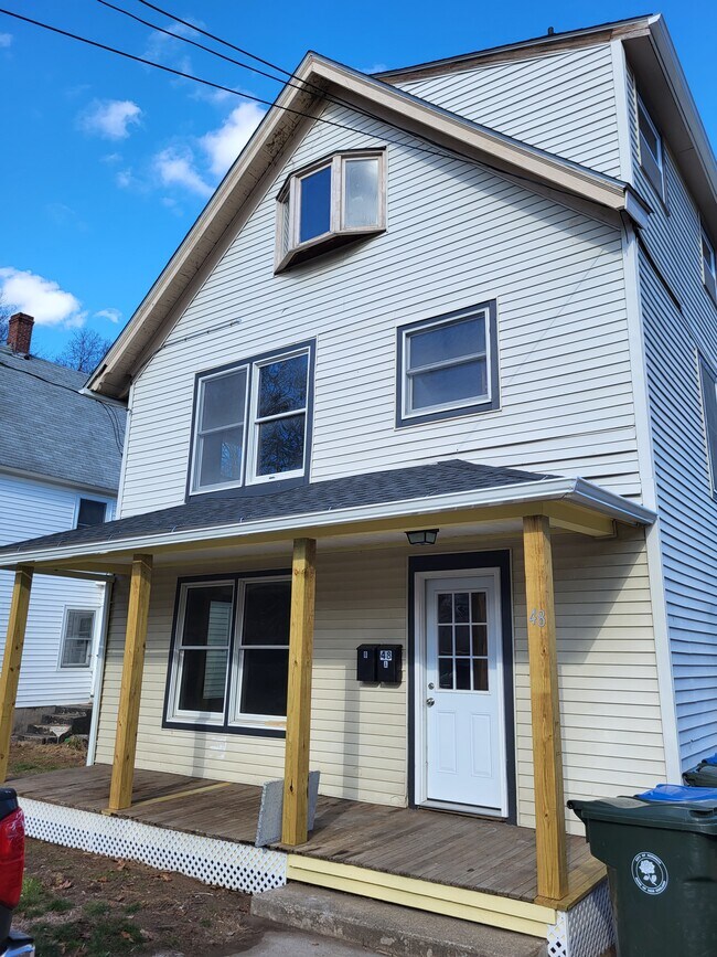 Foto del edificio - 48 Reynolds Street Ext