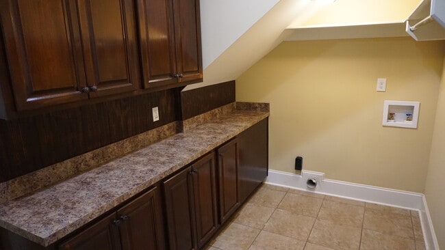 Building Photo - 1101 Blackman Cir