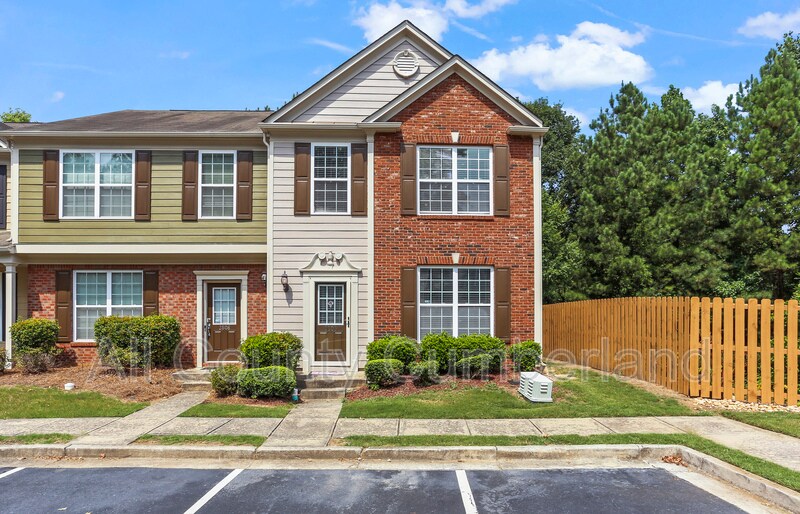 2806 Deerwood Ln, Atlanta, GA 30331 Townhome Rentals in Atlanta GA