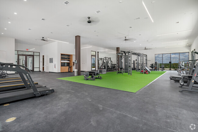 Fitness Center - Us 1604