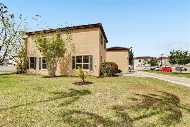 Building Photo - 9081 SW 169th Ct