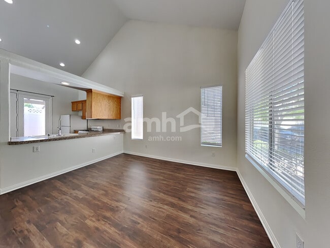 Building Photo - 7551 French Springs Street