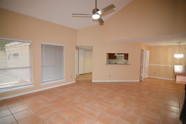 Building Photo - 7010 Camino Verde Dr