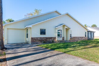 Building Photo - 157 Bob White Ct