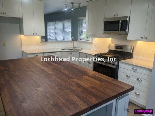 Building Photo - 2029 Briargate Ln