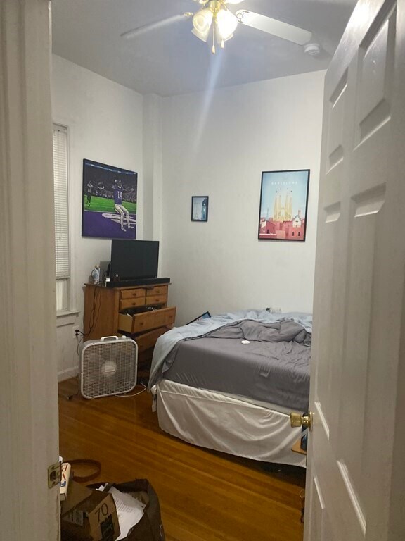 Foto del edificio - 736 E Broadway