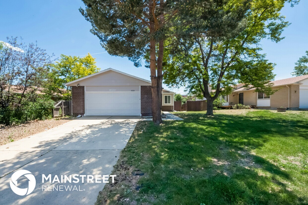 Foto principal - 9320 W 104th Pl
