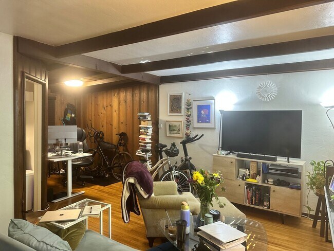 Foto del edificio - 2114 Ward St
