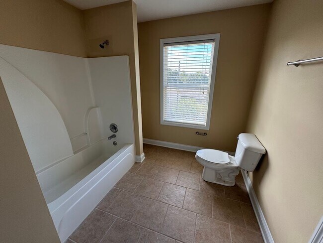 Foto del edificio - PRE LEASING FOR JANUARY 2026!