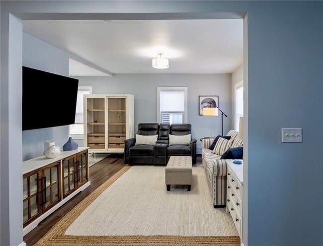 Foto del edificio - 18 Hall Ave