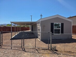 Building Photo - 2007 Oswood Ln