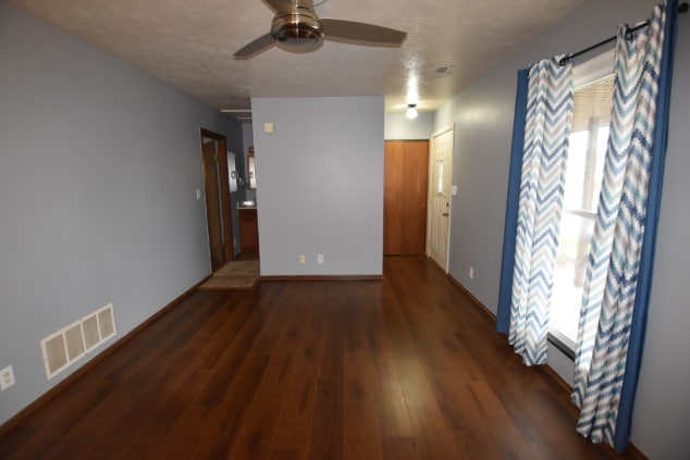 Building Photo - 802 Berkley Cir