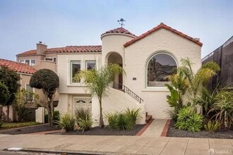 Building Photo - 245 Westgate Dr