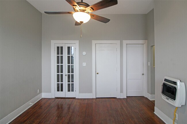 Foto del edificio - 1902 Church St