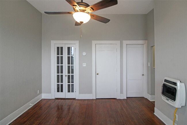 Building Photo - 1902 Church St