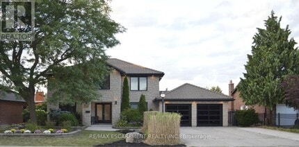 Building Photo - 176 Albion Falls Blvd