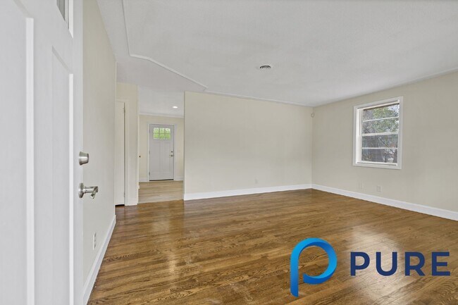 Building Photo - 3612 Old Leesburg Rd, Columbia, SC 29209