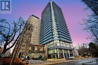 Building Photo - 99-499 Foxbar Rd