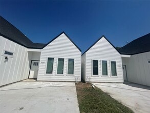 Building Photo - 8203 Sparta St