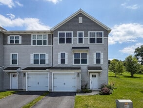 Building Photo - 37 Southside Dr