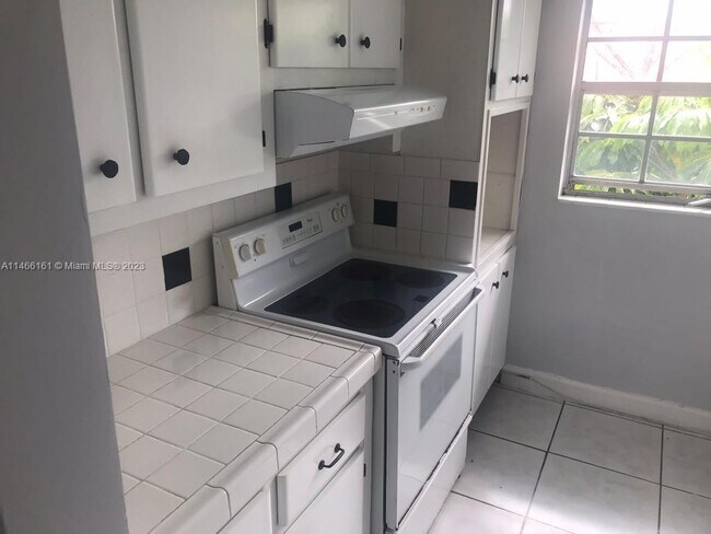 Foto del edificio - 11855 NE 19th Dr