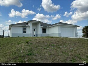 Building Photo - 626 Royce Rd