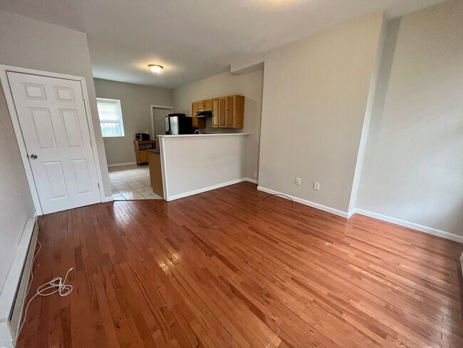 Photo - Stunning 4-Bedroom Townhouse in North Phil...
