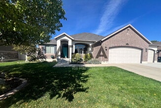 Building Photo - 1124 W 2850 S
