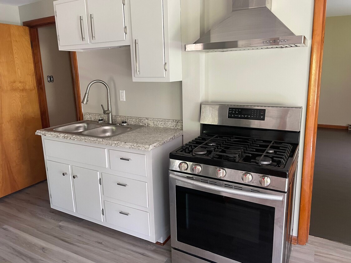 Foto principal - 3521 Leona Ave