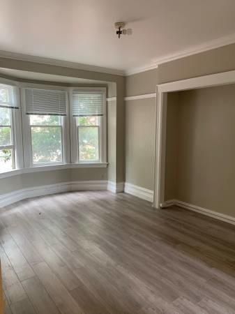 Foto del edificio - 951 O'Farrell St