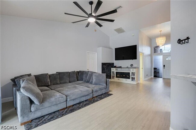 Foto del edificio - 17791 Castle Harbor Dr