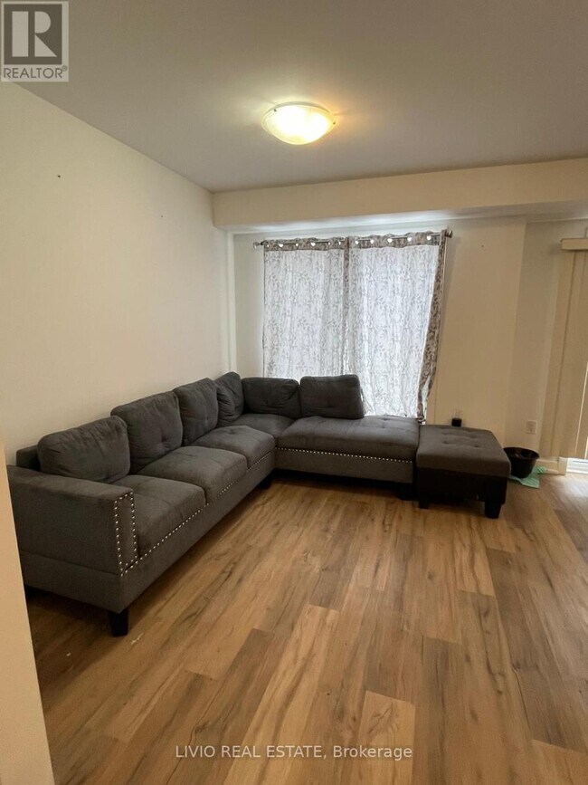 Building Photo - 14 Marina Pl