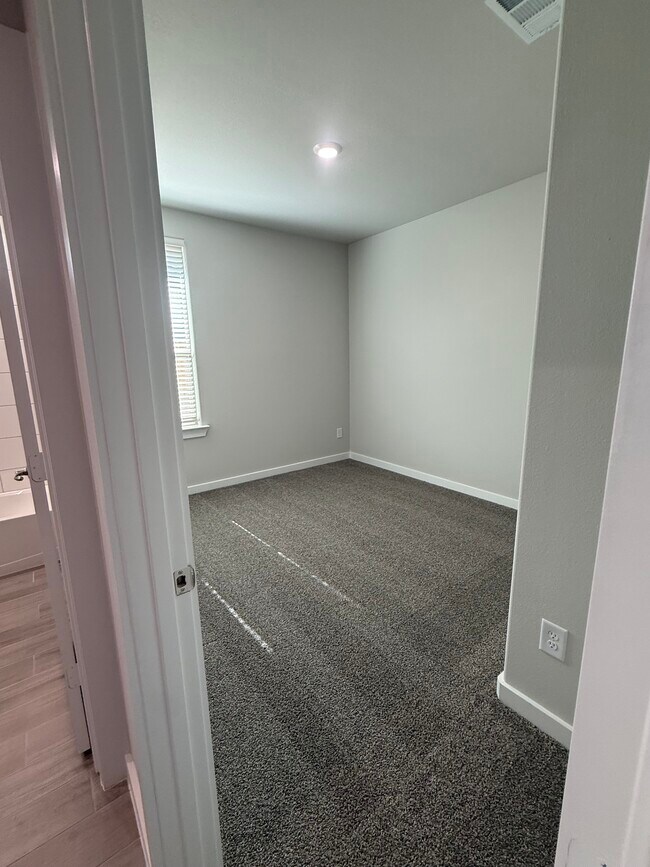 Foto del edificio - 1823 Northern Ln