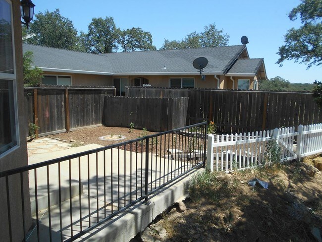 Building Photo - 19531 Prospect Peak Ct