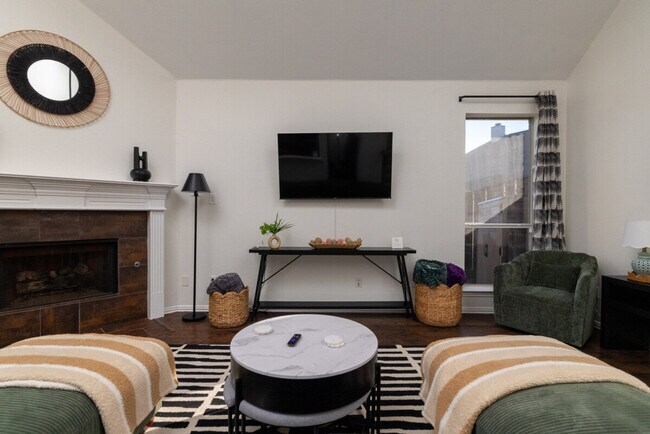 Foto del edificio - 8862 Beartooth Dr