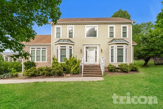 Building Photo - 405 Ashington Ct