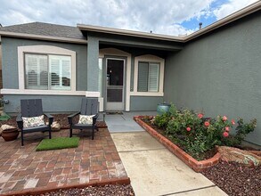 Building Photo - 4833 Wycliffe Dr